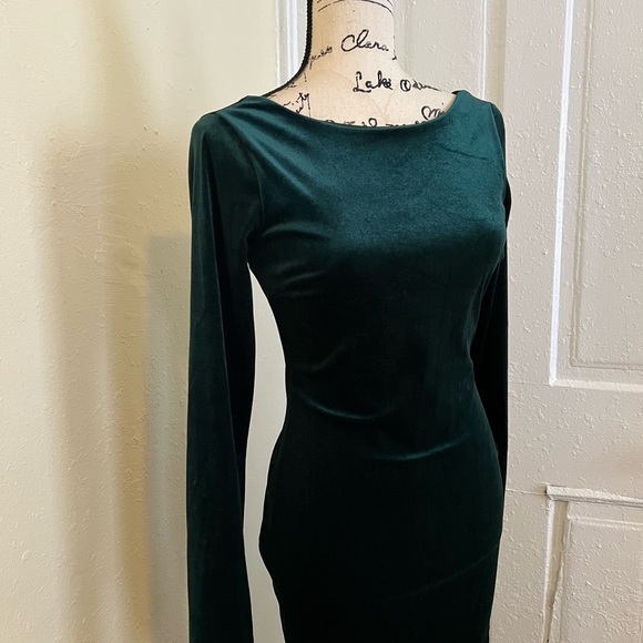 LULUS Emerald Green Velvet Long Sleeve Maxi Dress - Picture 5 of 8
